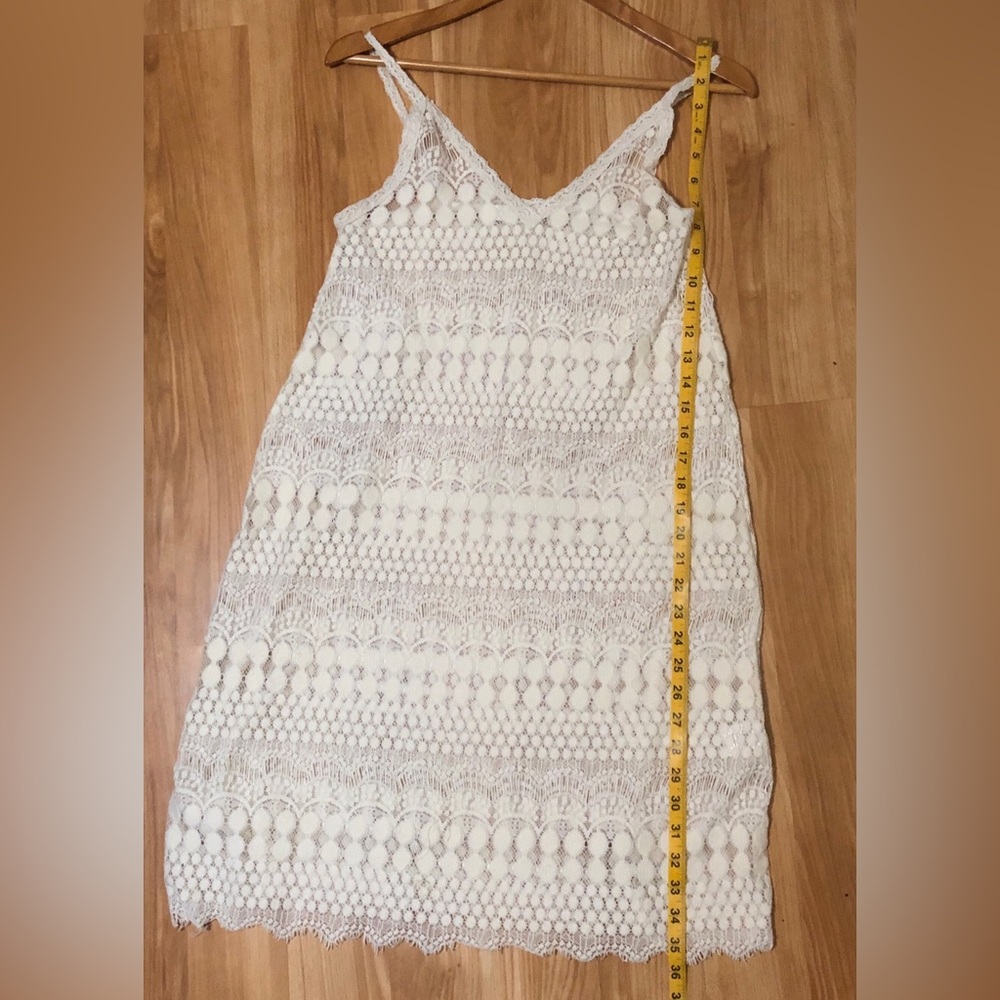 Elegant White Lace Dress